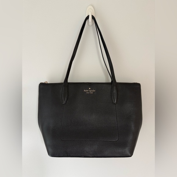 kate spade Handbags - Kate Spade Black Pebbled Tote